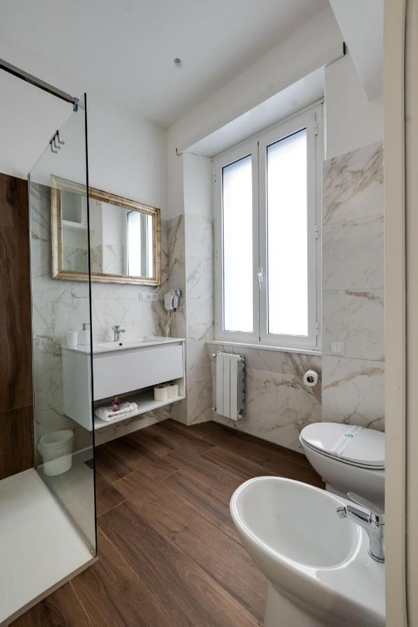 Clavdia Flat Monti Hotel Rome Buitenkant foto