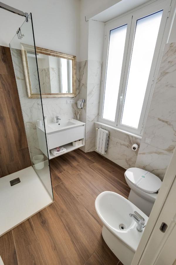 Clavdia Flat Monti Hotel Rome Buitenkant foto